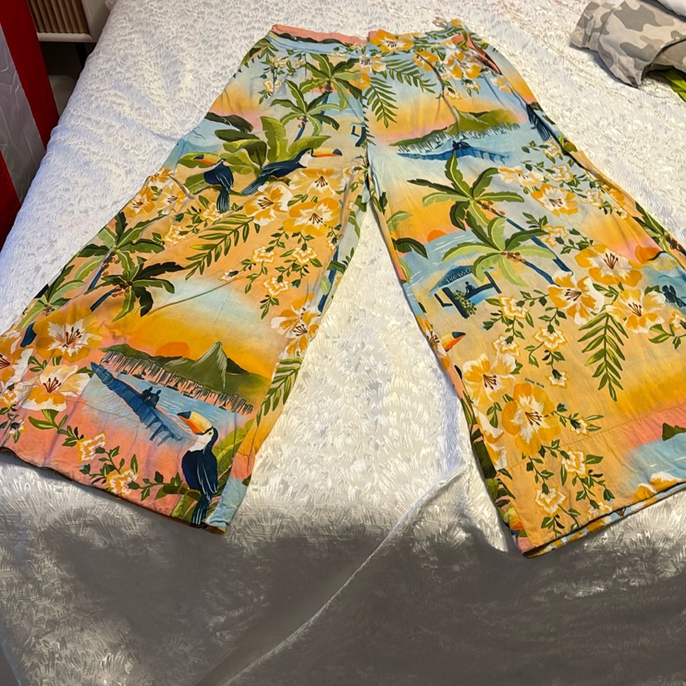 Tropical pants